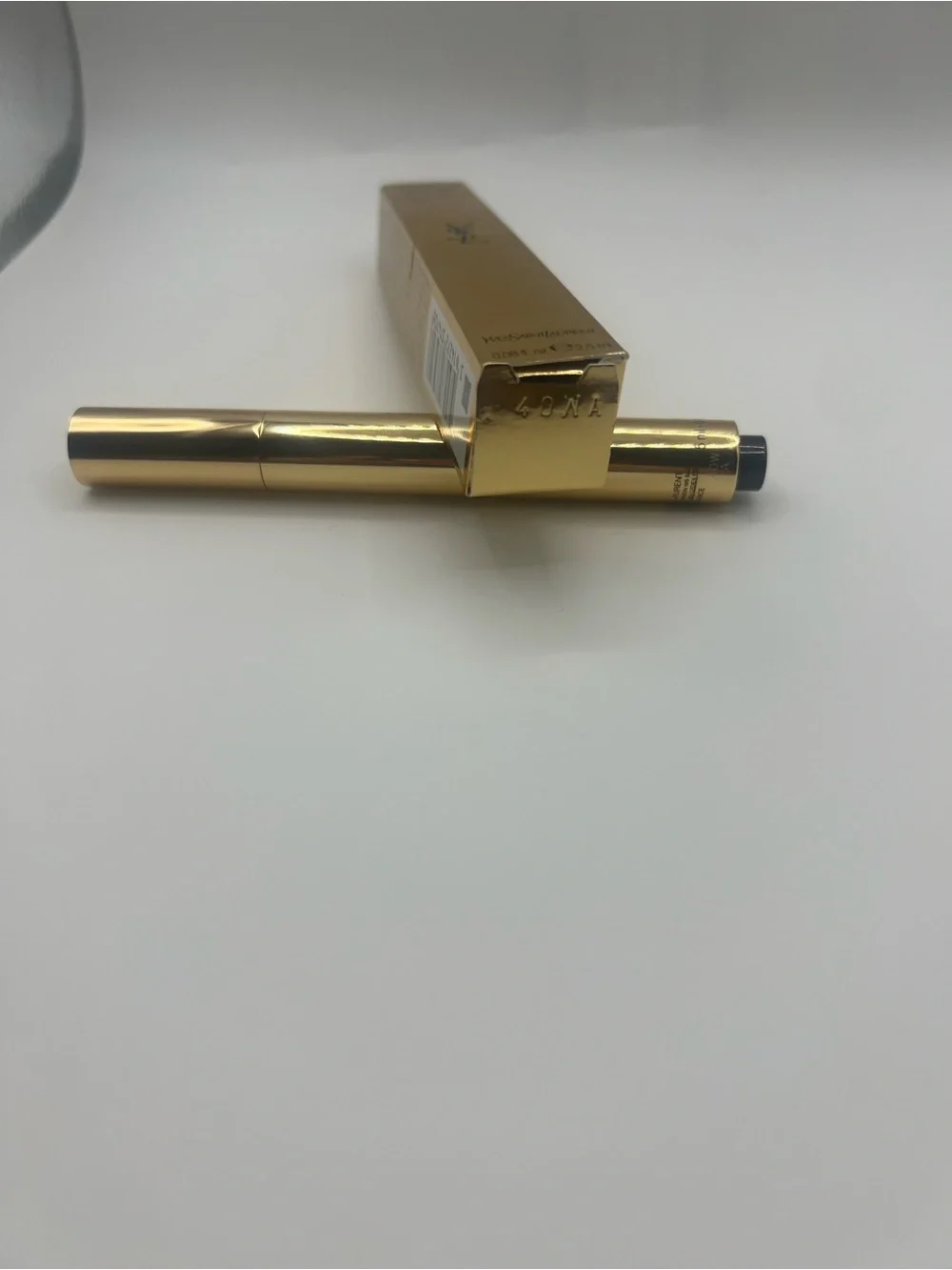 Yves Saint Laurent Gold Radiant Touch Highlighter Pen